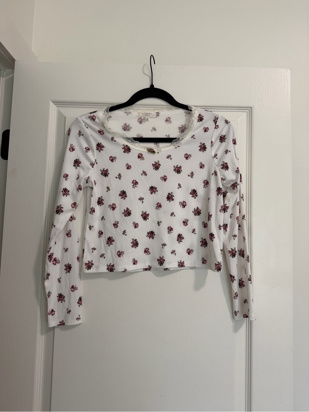 White Long Sleeve Cropped Tee with Red Floral Print